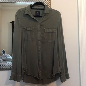 American Eagle boyfriend button down